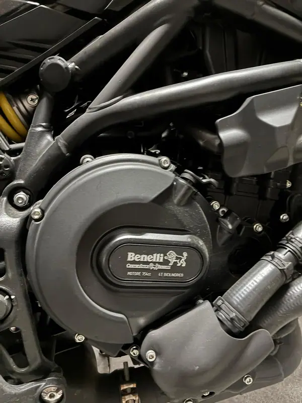 Benelli Leoncino Trail 2024 - 6200 EUR, 4600 km - 4600km - foto 11 de 12