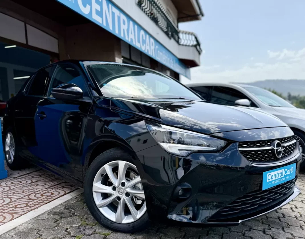 Opel Corsa 2022 - 15950 EUR, 70000 km - AUTO.MOTO.pt - 70000km - foto 1 de 30