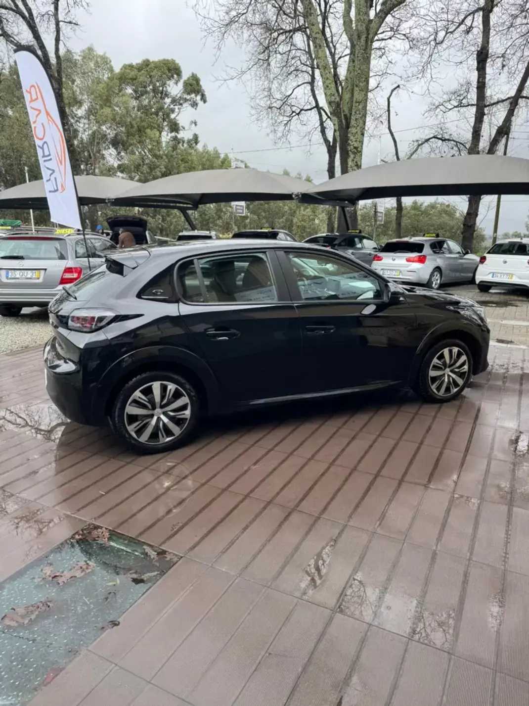 Peugeot e-208 2020 - 15000 EUR, 99692 km - AUTO.MOTO.pt - 99692km - foto 5 de 20