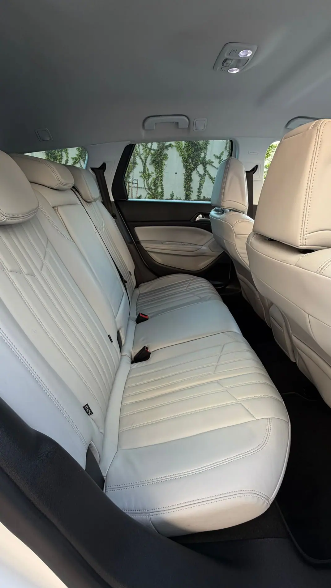 Peugeot 308 SW 2015 - 8000 EUR, 136000 km - AUTO.MOTO.pt - 136000km - foto 7 de 10