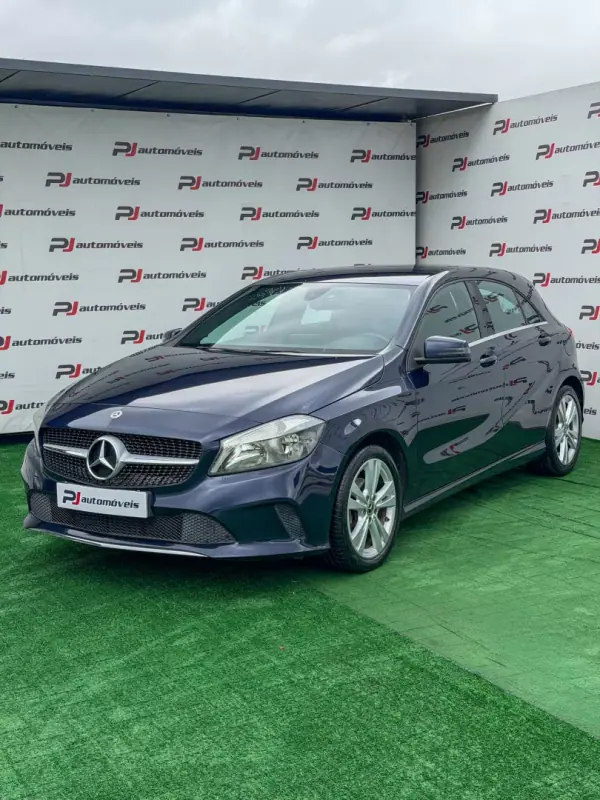 Mercedes-Benz A 180 d Urban 2017 Diesel — 171 488 km Mercedes-Benz A 180 d Urban 2017 Diesel