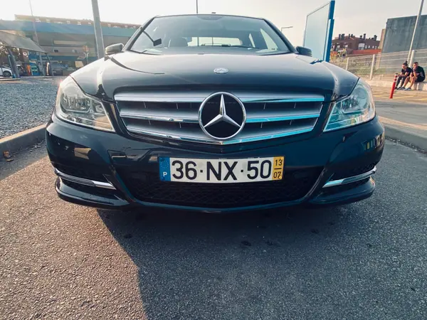 Mercedes-Benz C 180 2013 - 15000 EUR, 164000 km - 164000km - foto 14 de 15