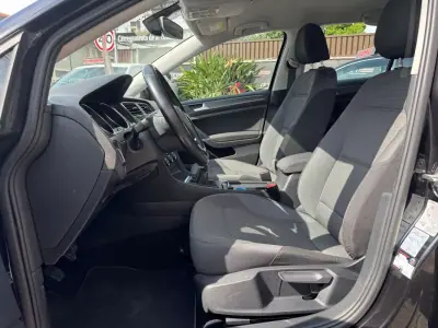 Volkswagen Golf Variant 2020 - 16900 EUR, 122346 km - AUTO.MOTO.pt - 122346km - foto 18 de 34