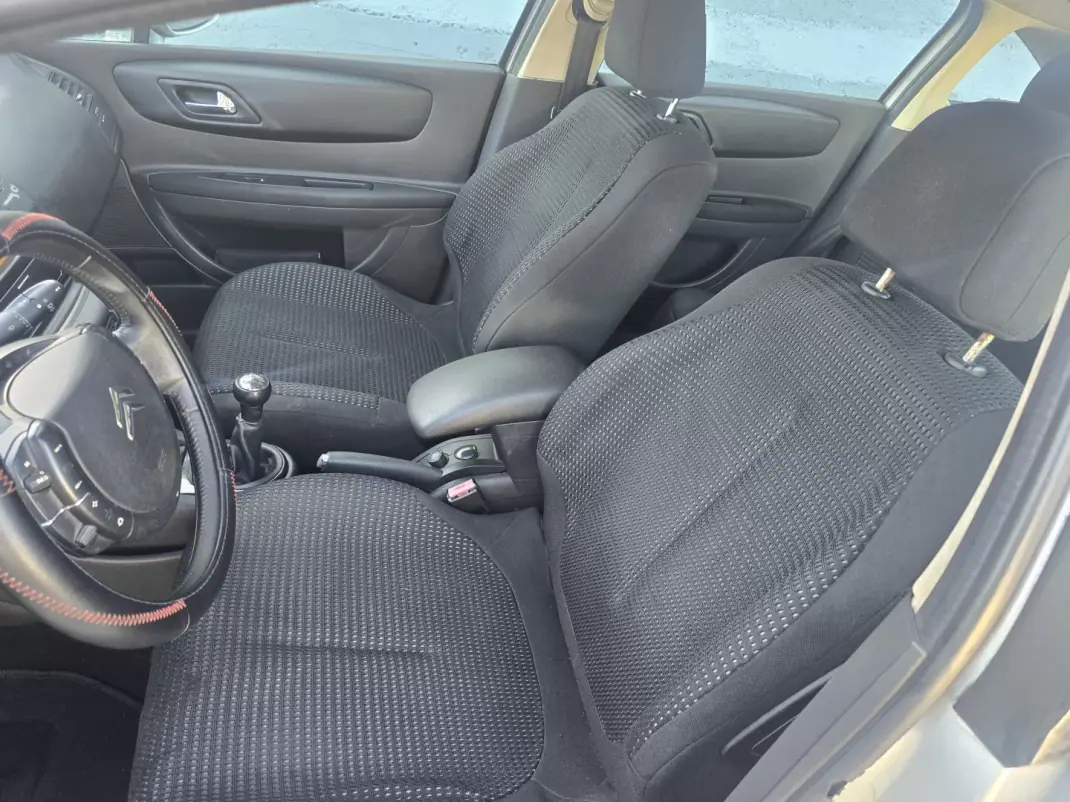 Citroën C4 2008 - 2750 EUR, 355000 km - 355000km - foto 12 de 17