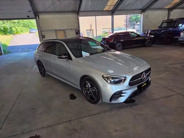 Mercedes-Benz E 300 2023 - 38900 EUR, 113276 km - AUTO.MOTO.pt - 113276km - foto 2 de 21