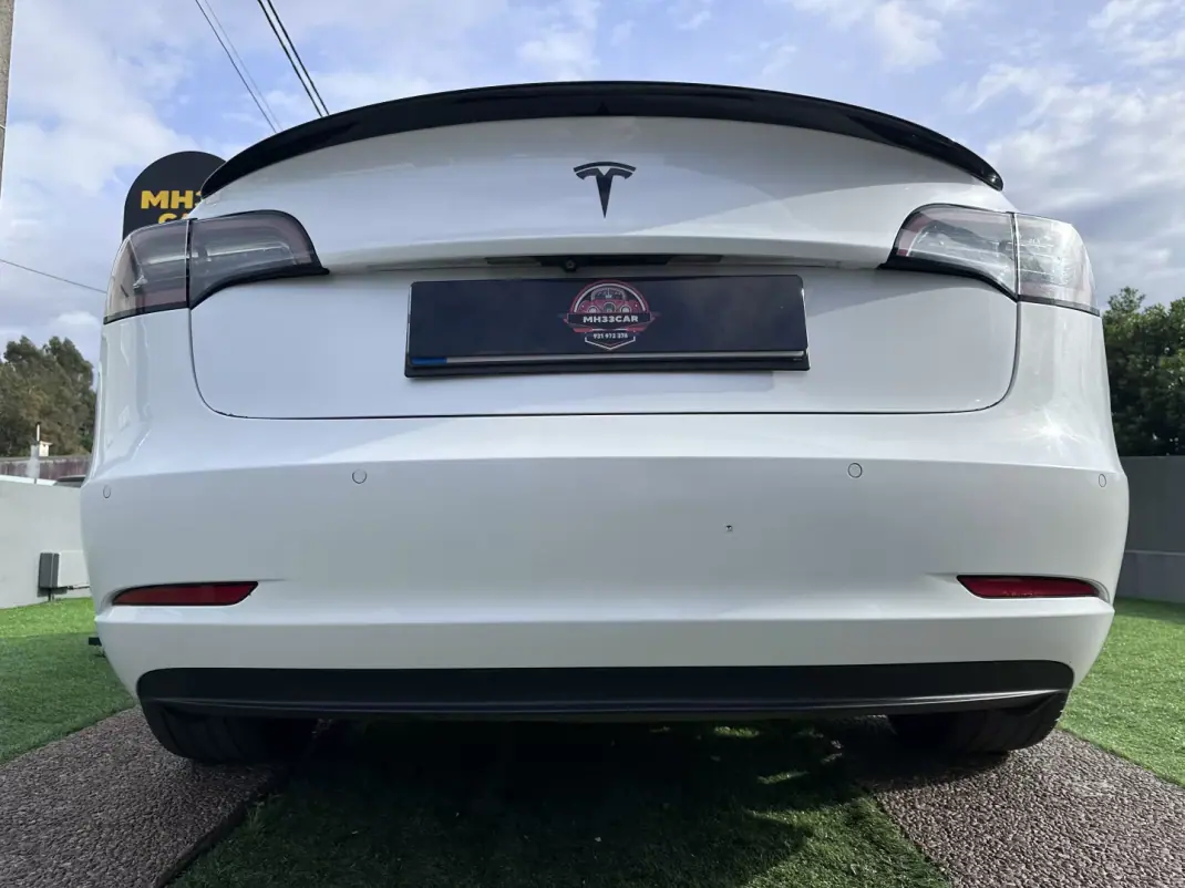 Tesla Model 3 2019 - 15500 EUR, 333000 km - AUTO.MOTO.pt - 333000km - foto 17 de 62
