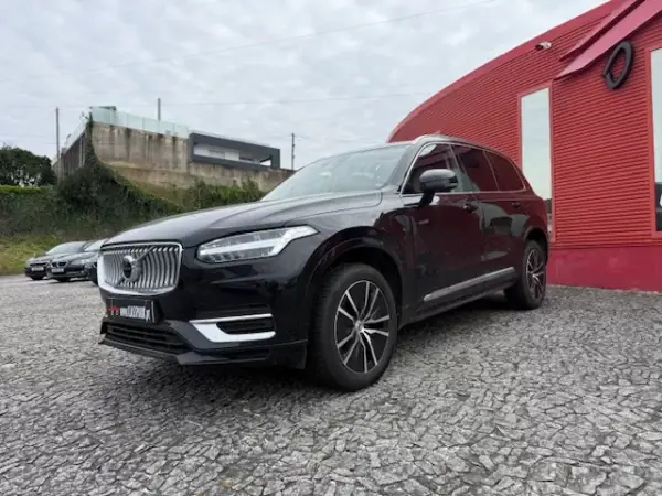Volvo XC 90 2021 - 44900 EUR, 189000 km - AUTO.MOTO.pt - 189000km - foto 10 de 16