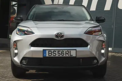 Toyota Yaris Cross 2025 - 26880 EUR, 21100 km - AUTO.MOTO.pt - 21100km - foto 3 de 27