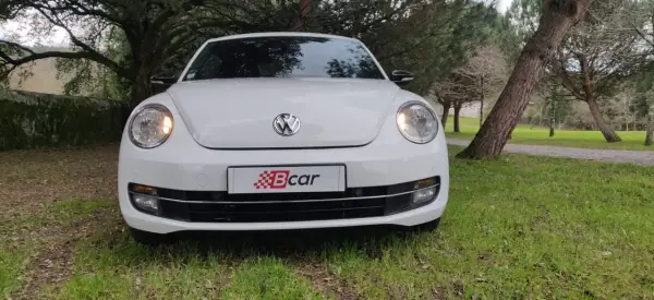 Volkswagen New Beetle 2011 - 17499 EUR, 163800 km - AUTO.MOTO.pt - 163800km - foto 4 de 41
