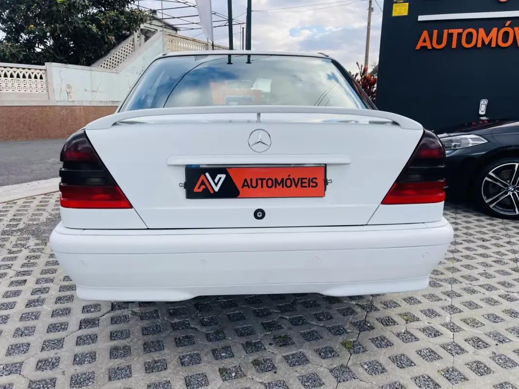 Mercedes-Benz C 200 1998 - 4500 EUR, 363710 km - AUTO.MOTO.pt - 363710km - foto 6 de 12
