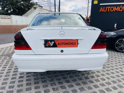 Mercedes-Benz C 200 1998 - 4500 EUR, 363710 km - AUTO.MOTO.pt - 363710km - foto 6 de 12