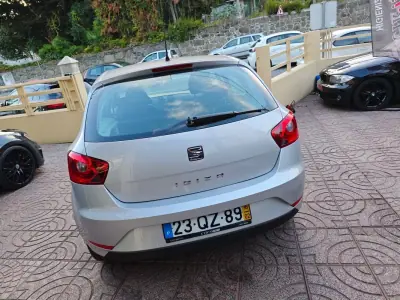 SEAT Ibiza 2016 - 10900 EUR, 80000 km - AUTO.MOTO.pt - 80000km - foto 10 de 29
