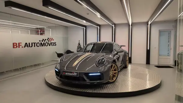 Porsche 992 2021 - 159500 EUR, 69488 km - AUTO.MOTO.pt - 69488km - foto 13 de 58