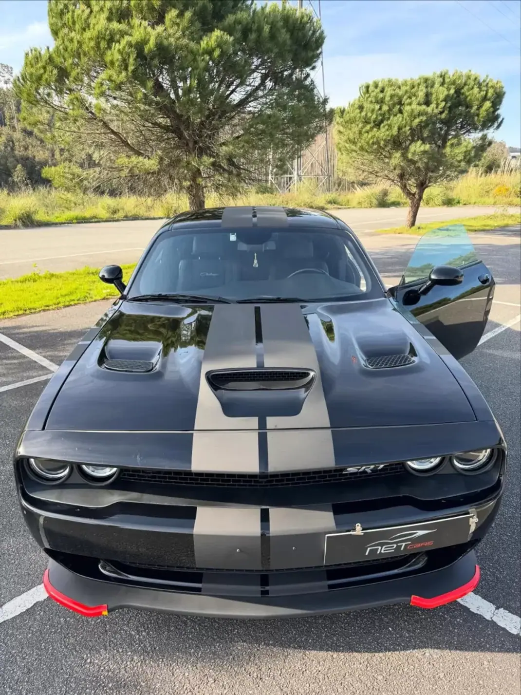 Dodge Challenger 2019 - 62950 EUR, 66000 km - AUTO.MOTO.pt - 66000km - foto 1 de 8