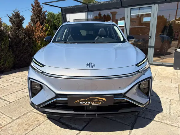 MG Marvel R 70 kWh Luxury 2024 Elétrico — 29 011 km MG Marvel R 70 kWh Luxury 2024 Elétrico