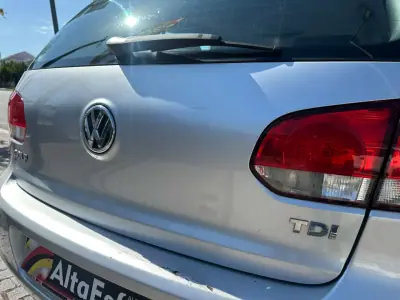 Volkswagen Golf 2009 - 6900 EUR, 296870 km - foto 5 de 29