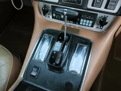 Jaguar XJ6 1976 - 24950 EUR, 47777 km - AUTO.MOTO.pt - 47777km - foto 37 de 60