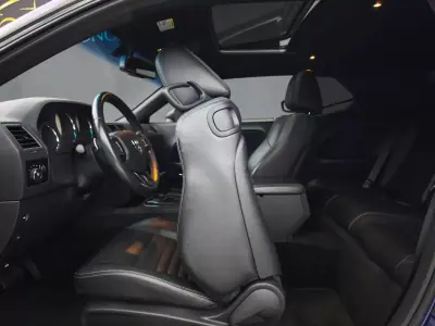 Dodge Challenger 2013 - 53950 EUR, 103962 km - AUTO.MOTO.pt - 103962km - foto 37 de 40