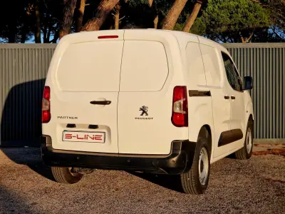 Peugeot Partner 1.5 BlueHdi 100cv 2021 - 13990 EUR, 106734 km - AUTO.MOTO.pt - 106734km - foto 9 de 25