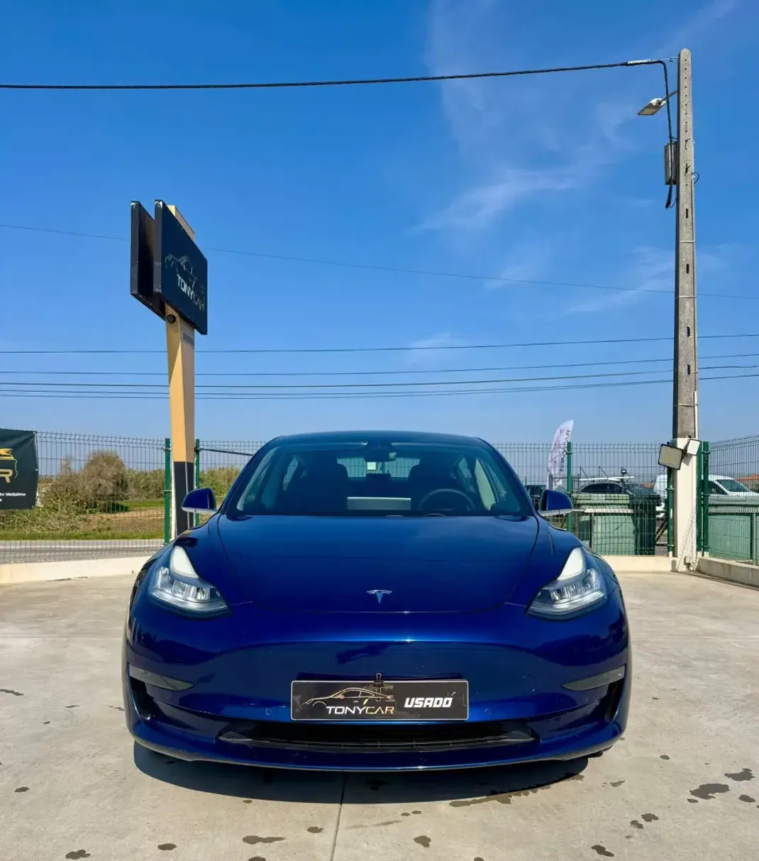 Tesla Model 3 2019 - 25030 EUR, 171000 km - AUTO.MOTO.pt - 171000km - foto 11 de 22