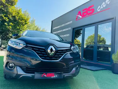 Renault Kadjar 2016 - 18000 EUR, 105000 km - AUTO.MOTO.pt - 105000km - foto 4 de 32