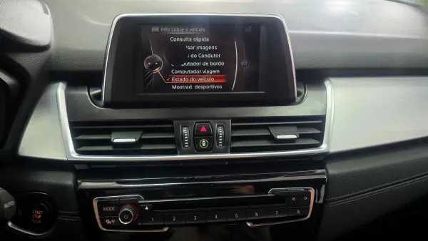 BMW 216 Active Tourer 2016 - 14890 EUR, 92637 km - AUTO.MOTO.pt - 92637km - foto 30 de 55