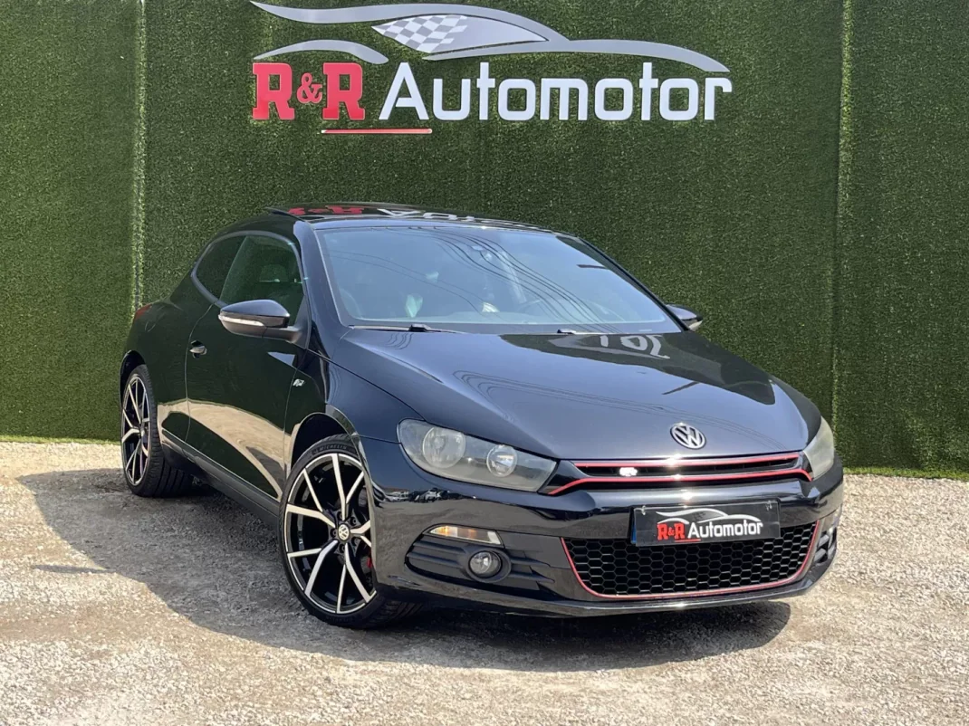 Volkswagen Scirocco 2010 - 13900 EUR, 255000 km - AUTO.MOTO.pt - 255000km - foto 1 de 16