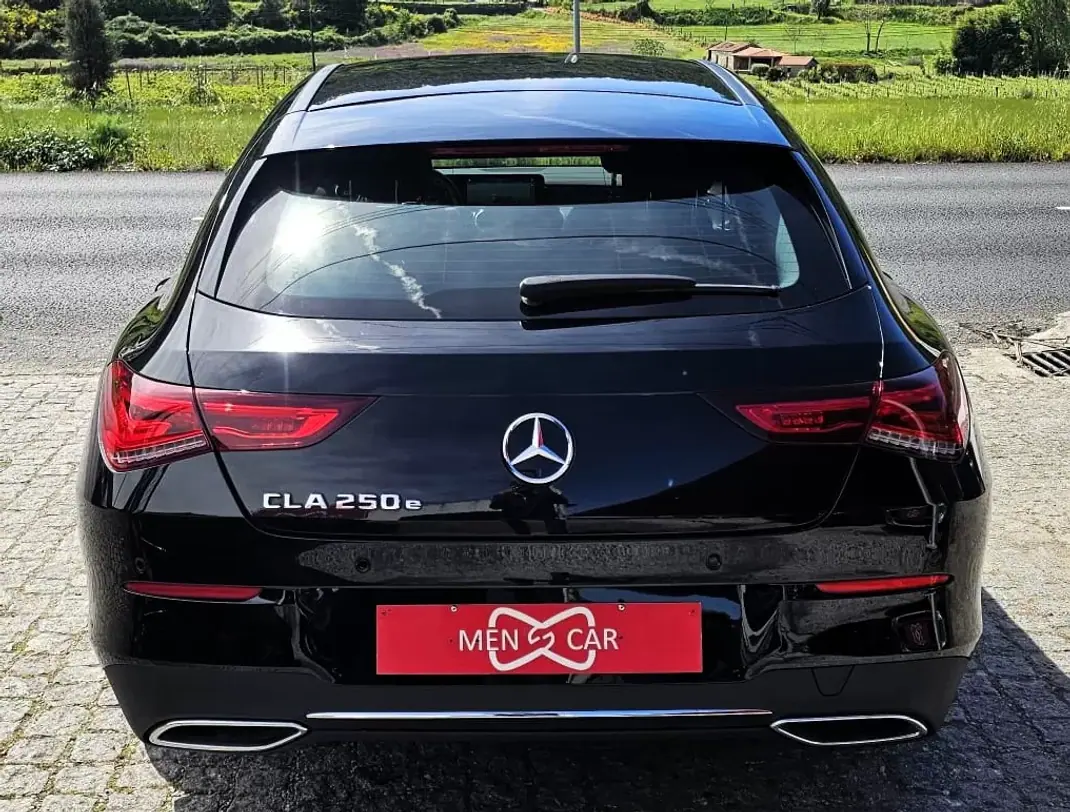 Mercedes-Benz CLA 250 2023 - 31500 EUR, 60000 km - AUTO.MOTO.pt - 60000km - foto 4 de 30