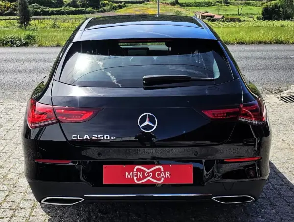 Mercedes-Benz CLA 250 2023 - 31500 EUR, 60000 km - AUTO.MOTO.pt - 60000km - foto 4 de 30