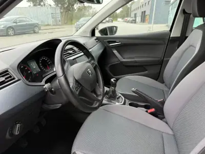 SEAT Arona 2017 - 13750 EUR, 116324 km - AUTO.MOTO.pt - 116324km - foto 9 de 17