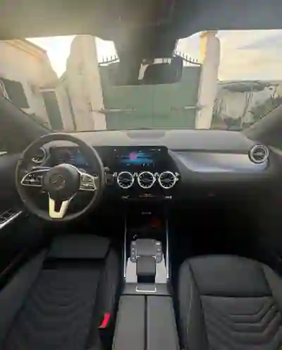 Mercedes-Benz EQA 2023 - 33000 EUR, 51000 km - 51000km - foto 7 de 13