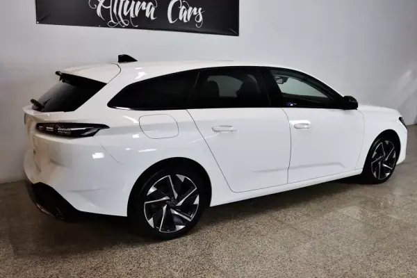 Peugeot 308 2023 - 21900 EUR, 120000 km - AUTO.MOTO.pt - 120000km - foto 24 de 28