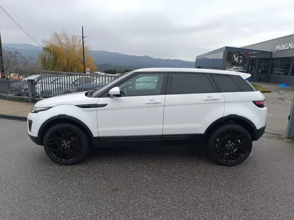Land Rover Range Rover Evoque 2017 - 25500 EUR, 114000 km - AUTO.MOTO.pt - 114000km - foto 5 de 22