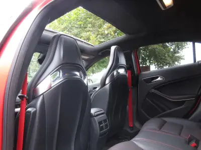 Mercedes-Benz A 45 AMG 2017 - 38990 EUR, 110000 km - AUTO.MOTO.pt - 110000km - foto 47 de 56