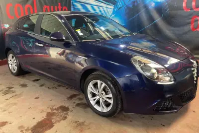 Alfa Romeo Giulietta 2011 - 8750 EUR, 197000 km - AUTO.MOTO.pt - 197000km - foto 8 de 35