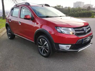 Dacia Sandero 2014 - 9950 EUR, 161000 km - AUTO.MOTO.pt - 161000km - foto 7 de 24