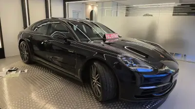 Porsche Panamera 2020 - 84500 EUR, 42501 km - AUTO.MOTO.pt - 42501km - foto 20 de 51