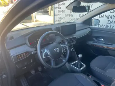 Dacia Sandero 2022 - 15250 EUR, 53000 km - 53000km - foto 7 de 15