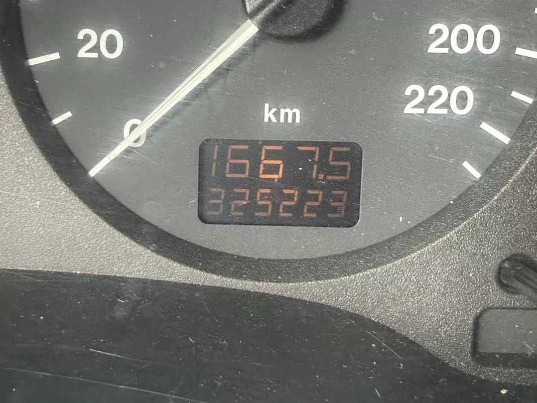 Opel Zafira 2001 - 1750 EUR, 325223 km - 325223km - foto 8 de 38