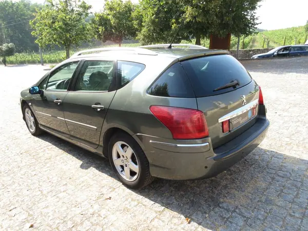 Peugeot 407 SW 2008 - 3999 EUR, 218000 km - AUTO.MOTO.pt - 218000km - foto 4 de 16