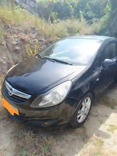 Opel Corsa 2007 - 2000 EUR, 320 km - 320km - foto 4 de 5