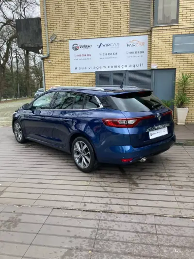 Renault Mégane Sport Tourer 2017 - 13900 EUR, 218321 km - AUTO.MOTO.pt - 218321km - foto 7 de 21