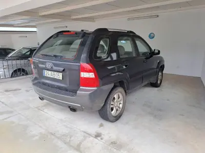 Kia Sportage 2005 - 6950 EUR, 405798 km - AUTO.MOTO.pt - 405798km - foto 10 de 10