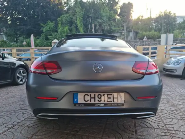 Mercedes-Benz C 180 2016 - 21500 EUR, 90000 km - AUTO.MOTO.pt - 90000km - foto 2 de 14
