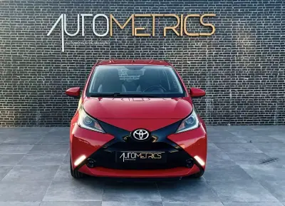 Toyota Aygo 2016 - 8500 EUR, 190000 km - AUTO.MOTO.pt - 190000km - foto 10 de 16