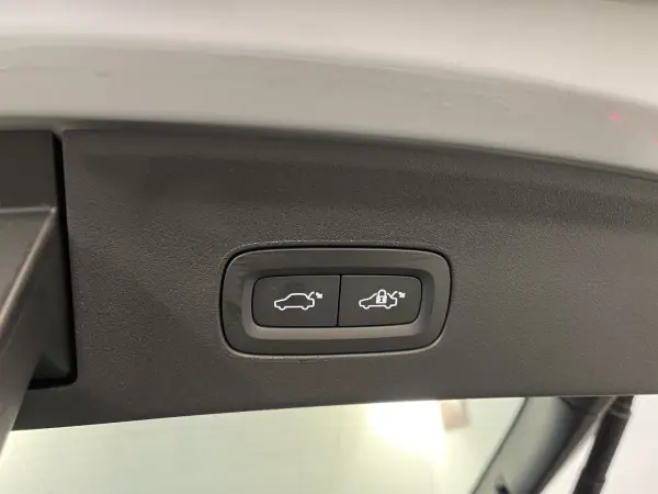 Polestar 2 2022 - 35500 EUR, 39000 km - 39000km - foto 39 de 43