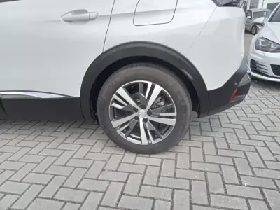 Peugeot 3008 2022 - 39950 EUR, 12000 km - AUTO.MOTO.pt - 12000km - foto 9 de 33