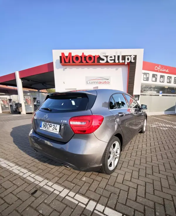 Mercedes-Benz A 180 2014 - 14400 EUR, 216000 km - AUTO.MOTO.pt - 216000km - foto 2 de 11