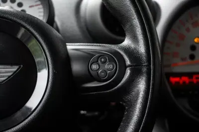 MINI Countryman 2012 - 9990 EUR, 264197 km - AUTO.MOTO.pt - 264197km - foto 12 de 27