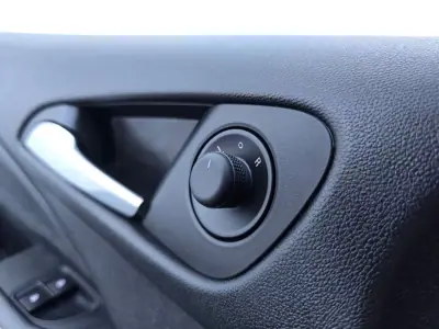 Opel Adam 2019 - 11900 EUR, 38000 km - AUTO.MOTO.pt - 38000km - foto 34 de 36